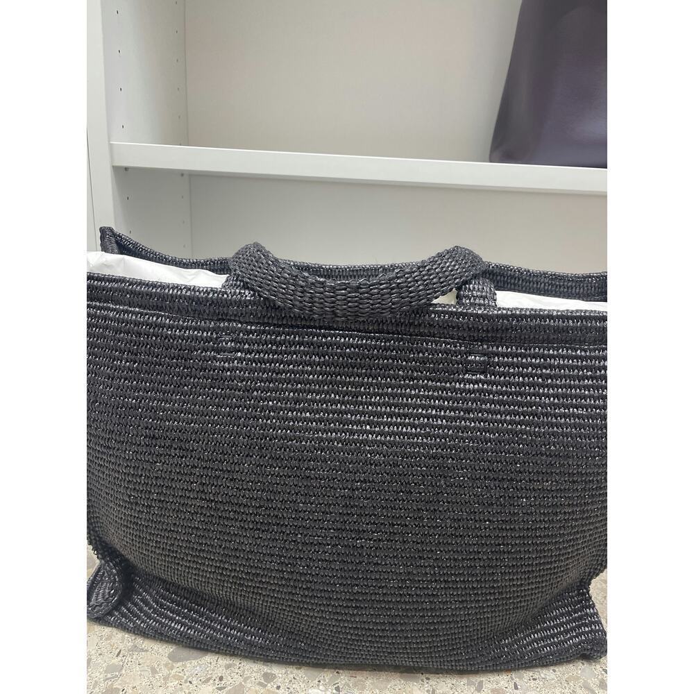 Givenchy Paris Black Woven Raffia Large Tote Bag - Picture 2 of 4